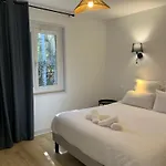 Hotel Le Moulin De Barette - Proche Le Puy-en-velay 3*