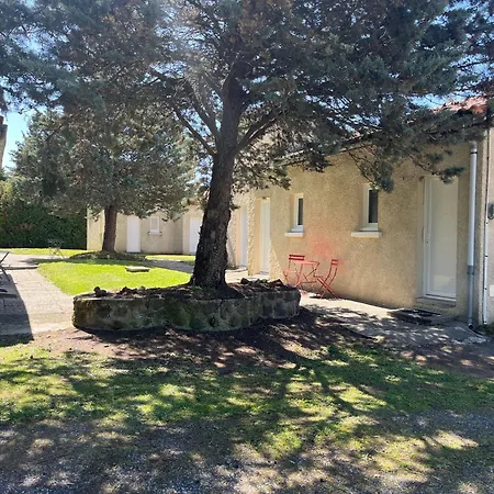 Le Moulin De Barette - Blavozy, 43700 Le Puy-en-velay فندق 3*