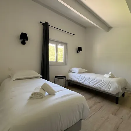 Hotel Le Moulin De Barette - Blavozy, 43700 Le Puy-en-velay 3*